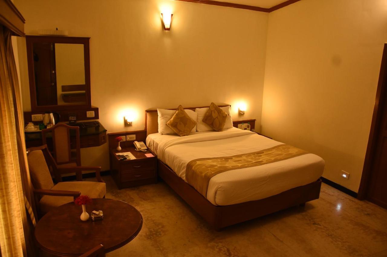 Poppys Vista Hotel Thirumurugan Poondi Exterior foto