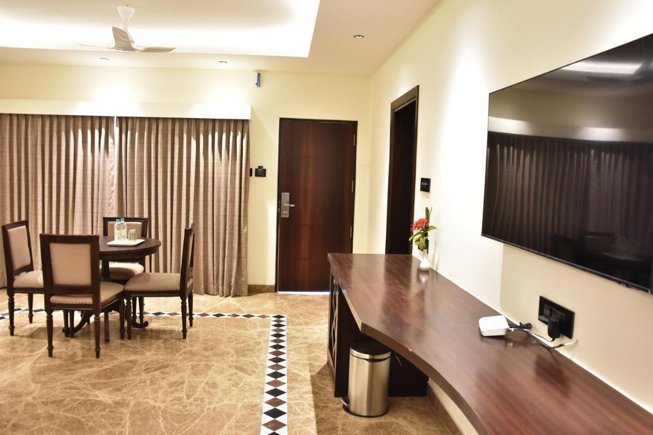 Poppys Vista Hotel Thirumurugan Poondi Exterior foto